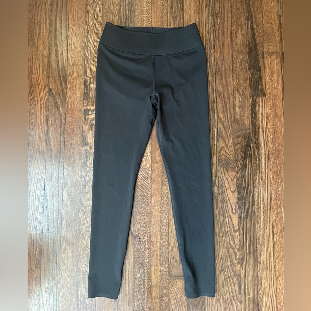 Uniqlo black leggings